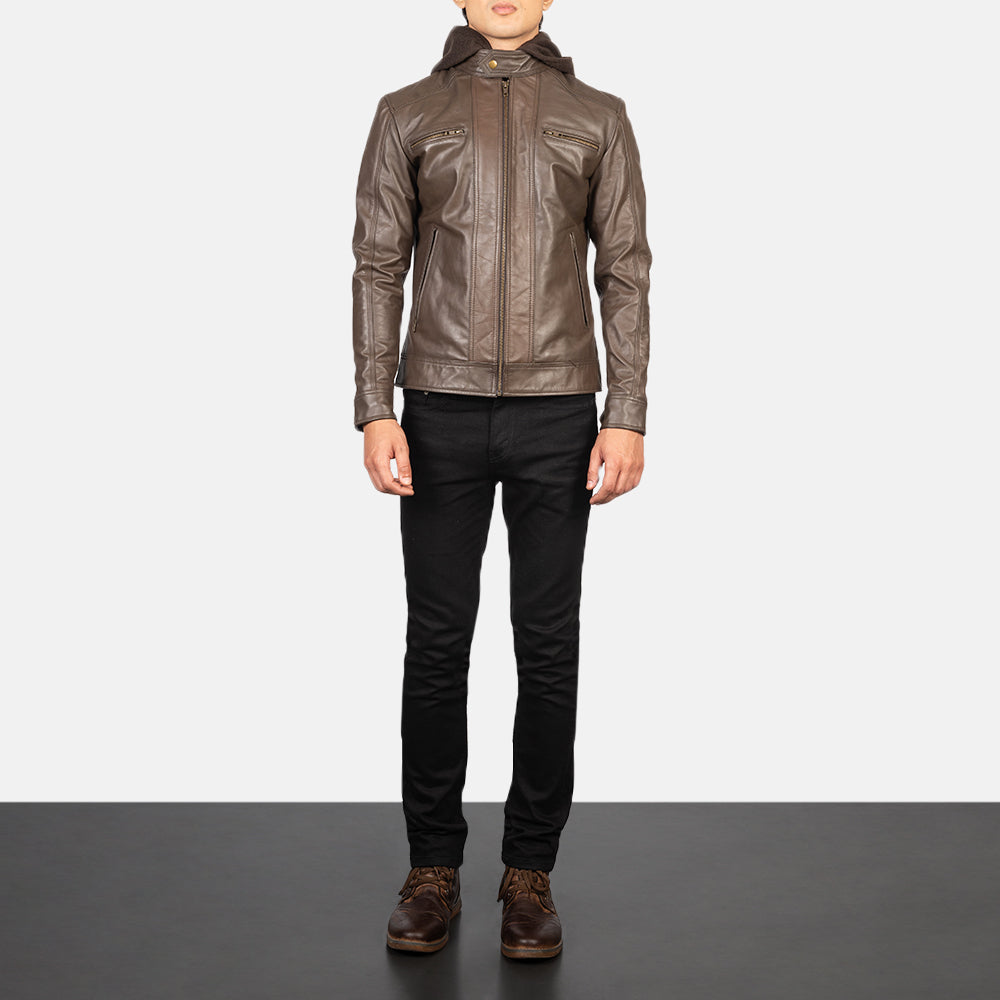 Men's Hector Brun Hooded Bikerjacka i Läder för Herr - Lateral Side Profile View Showing Sleeve Cut &amp; Athletic Taper Fit