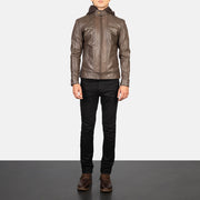 Men's Hector Brun Hooded Bikerjacka i Läder för Herr - Lateral Side Profile View Showing Sleeve Cut &amp; Athletic Taper Fit