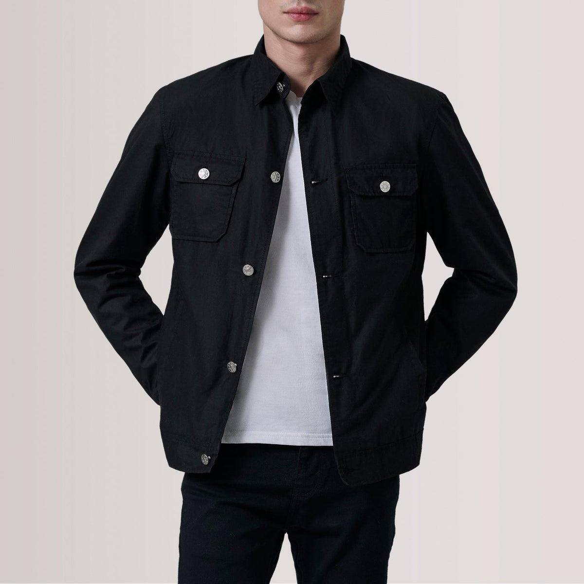 Irwin Svart Waxed Canvas Field Läderjacka för Herr For Men in Black Waxed Cotton Canvas - Front Profile View &amp; Tailored Silhouette | Buy Online