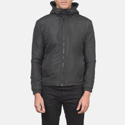 
Närbildsdetalj of High Neck with Hood & Zipper with wind flap Hardware on Jimmy Svart Hooded Windbreaker Läderjacka för Herr