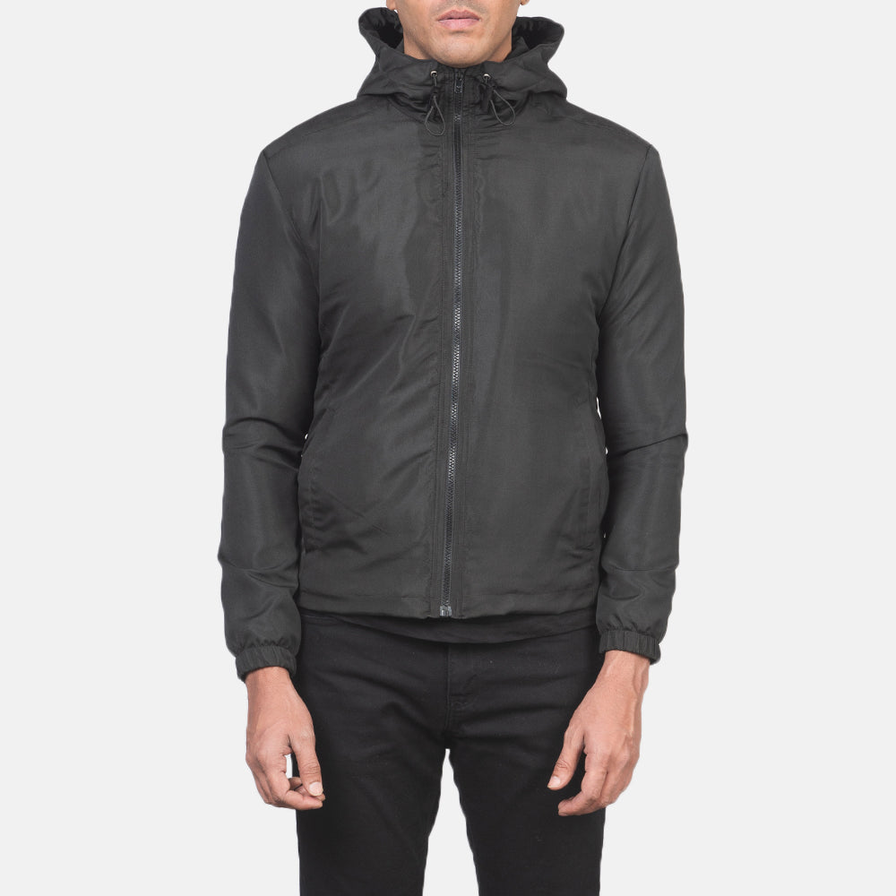 Närbildsdetalj of High Neck with Hood & Zipper with wind flap Hardware on Jimmy Black Hooded Windbreaker Jacket