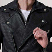 
Insida Showing Quilted Polyester Lining & Två funktionella innerfickor