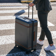 Urban Graphite Large Suitcase Zuna för Dam, detail view 1