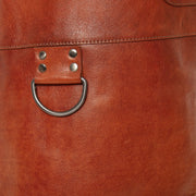 Close-Up Detail of Classic Collar &amp; Heavy-Duty Zipper Hardware on Leather Apron Churrasco för Dam