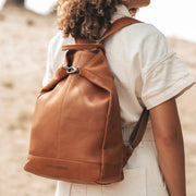 Manchester Full-Grain Leather Backpack för Dam – alternate product view 2