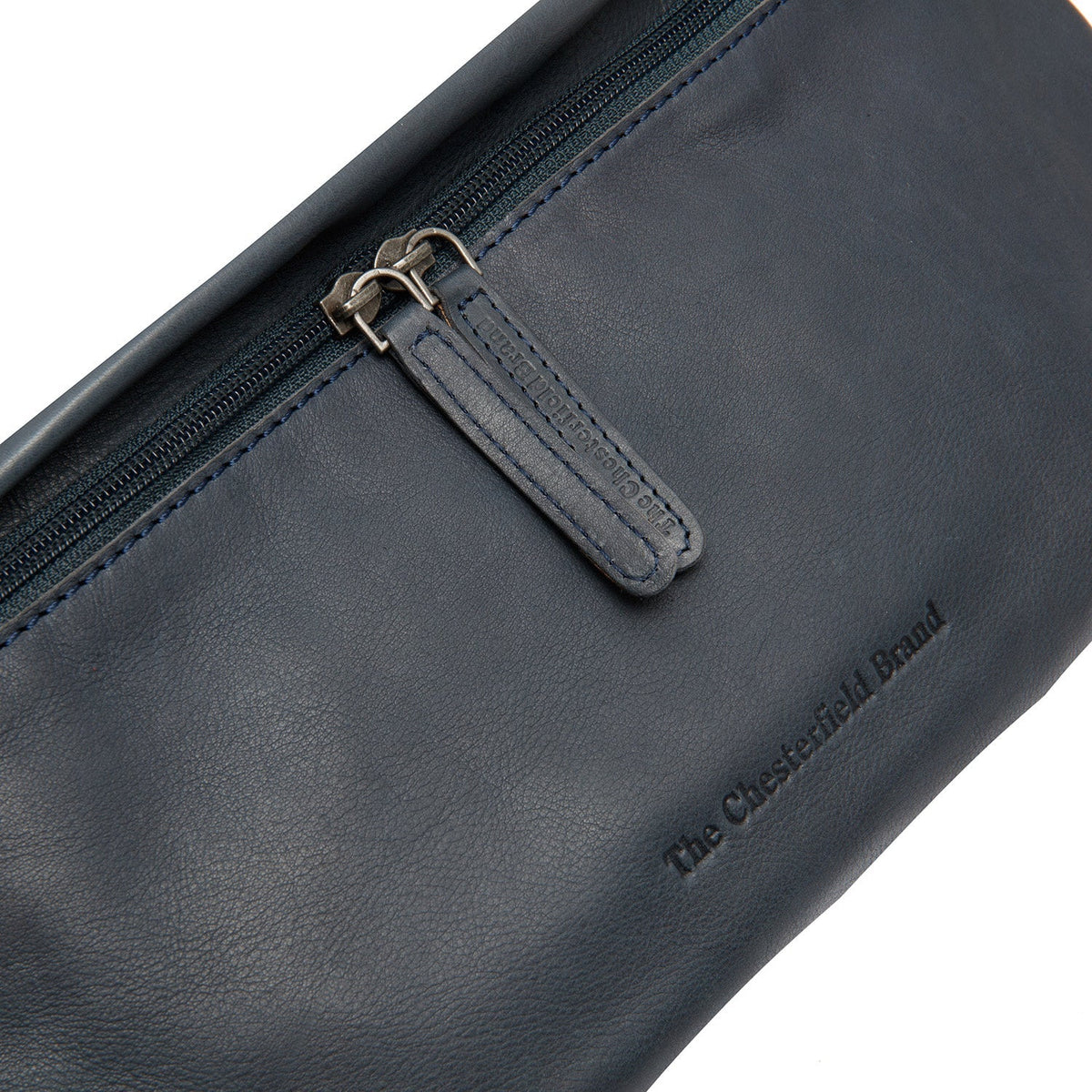 
Classic 100% Full-Grain leather Bag - Bakifrån med förstärkta läderremmar och sömmar