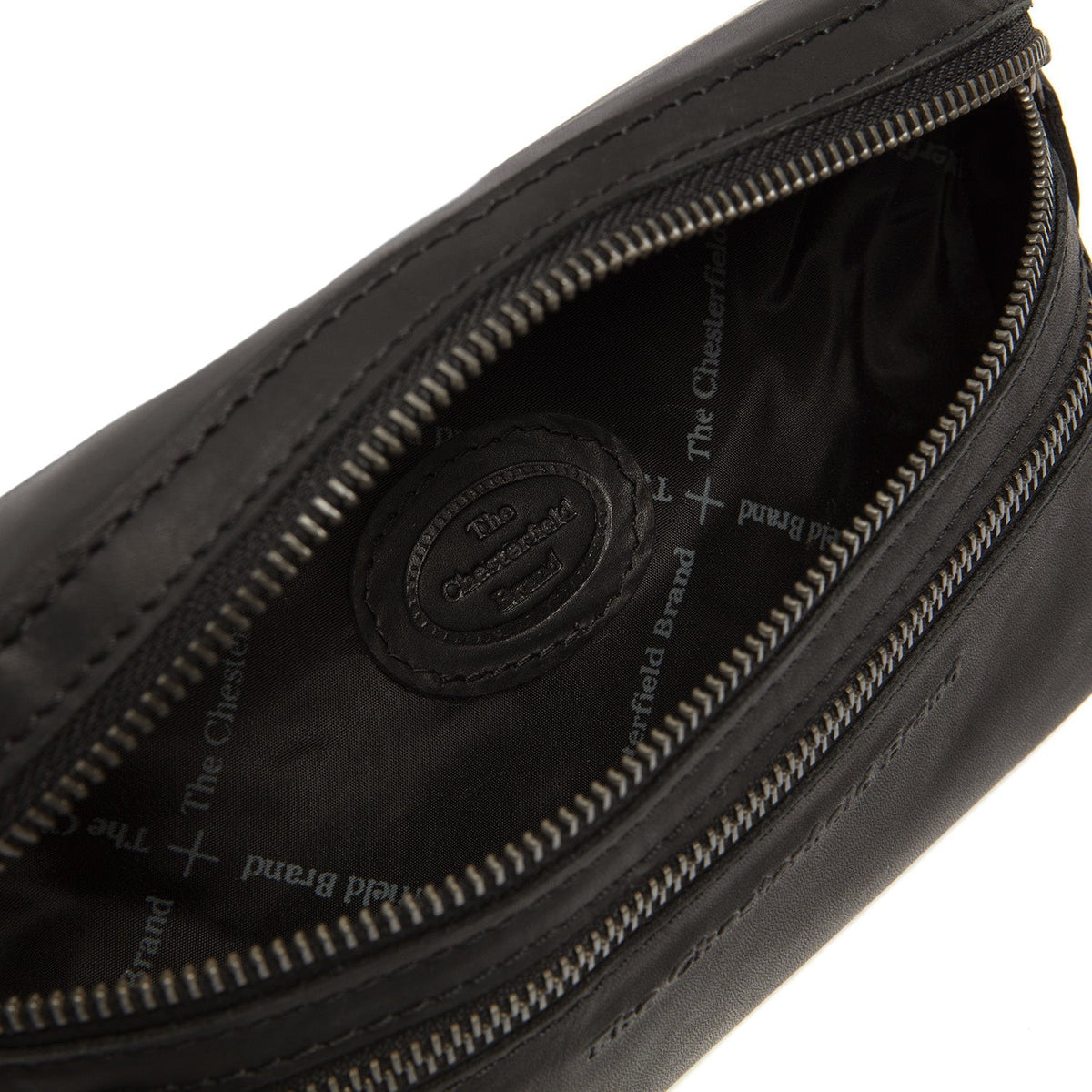 Toronto Full-Grain Leather Belt Bag för Dam - Structured Side Profile Showing Gusset Depth &amp; Expansion Capacity