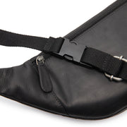 Solid Antique Brass Hardware &amp; Heavy-Duty Dual Zipper Detail on Vernio Full-Grain Leather Belt Bag för Dam