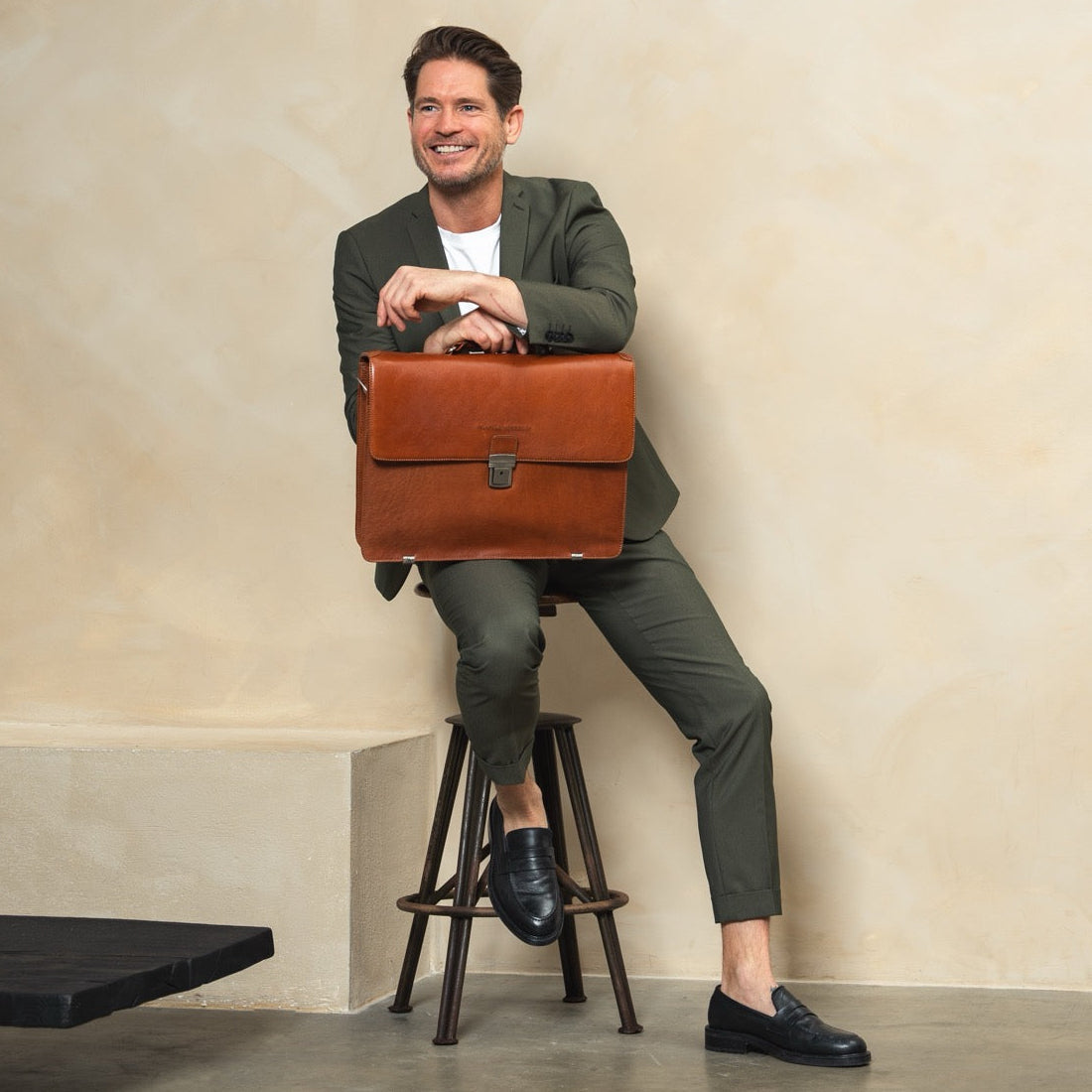 Salvatore Full-Grain Leather Briefcase för Herr – alternate product view 3