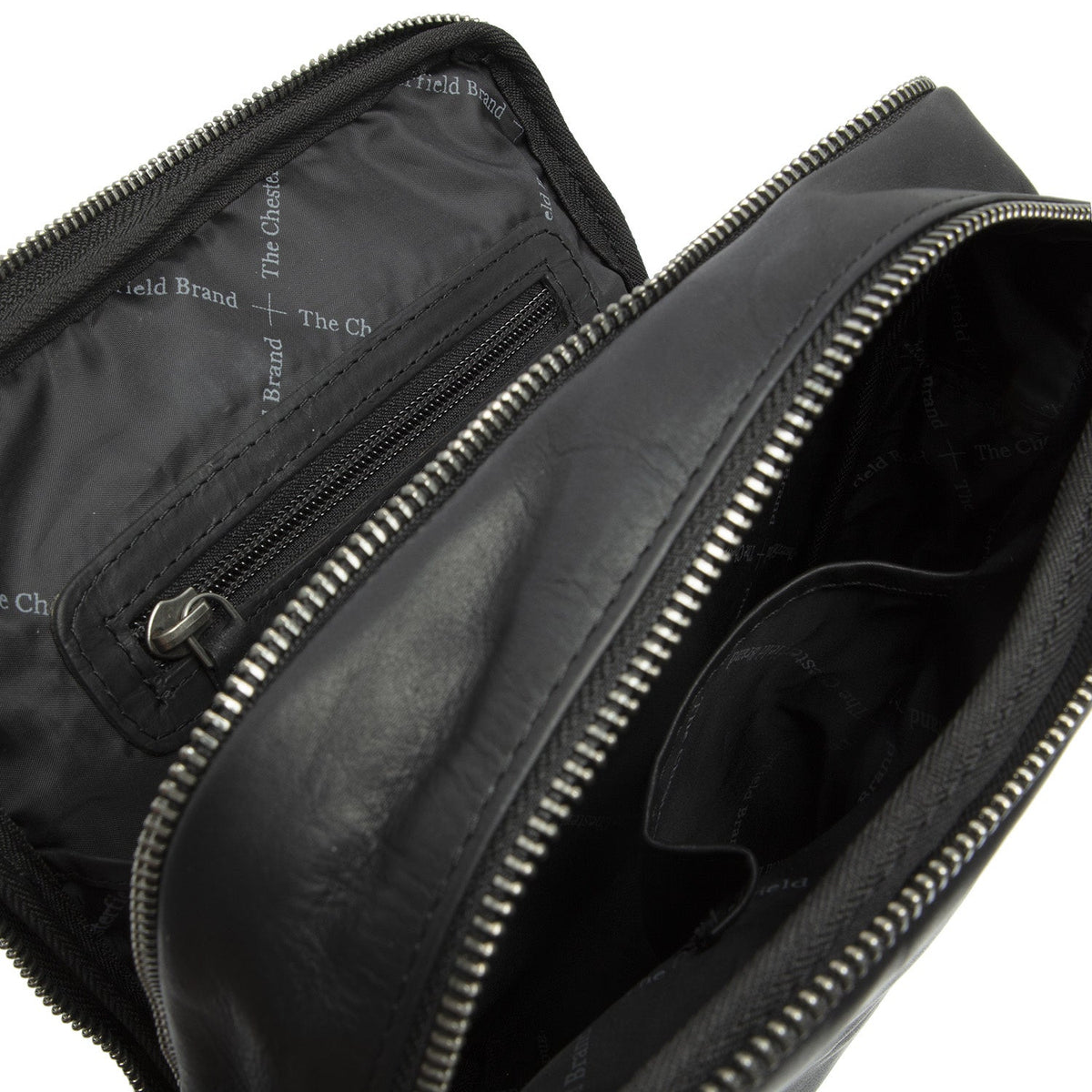 Alva Full-Grain Leather Crossbody Bag för Herr - Structured Side Profile Showing Gusset Depth &amp; Expansion Capacity