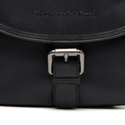 
Classic 100% Full-Grain leather Bag - Bakifrån med förstärkta läderremmar och sömmar