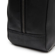 Solvin Full-Grain Leather Handbag för Dam - Lateral Side Profile View Showing Sleeve Cut &amp; Athletic Taper Fit
