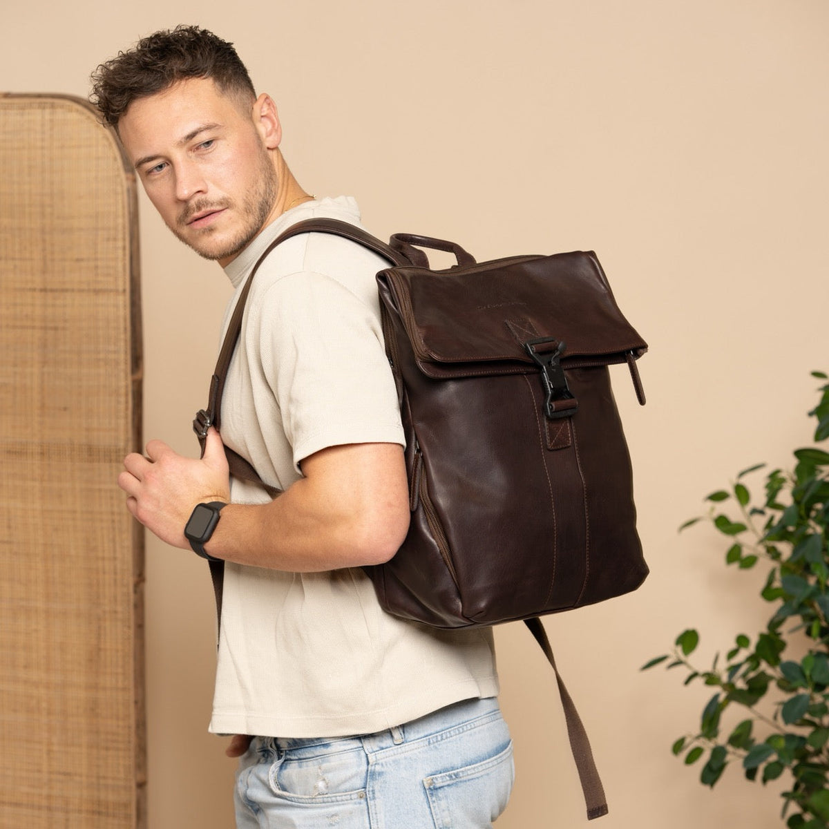 Savona Full-Grain Leather Laptop Backpack för Dam – alternate product view 2
