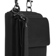 
Närbildsdetalj of Classic Collar & Heavy-Duty Zipper Hardware on Malaga Fullnarvsläder Phone Bag