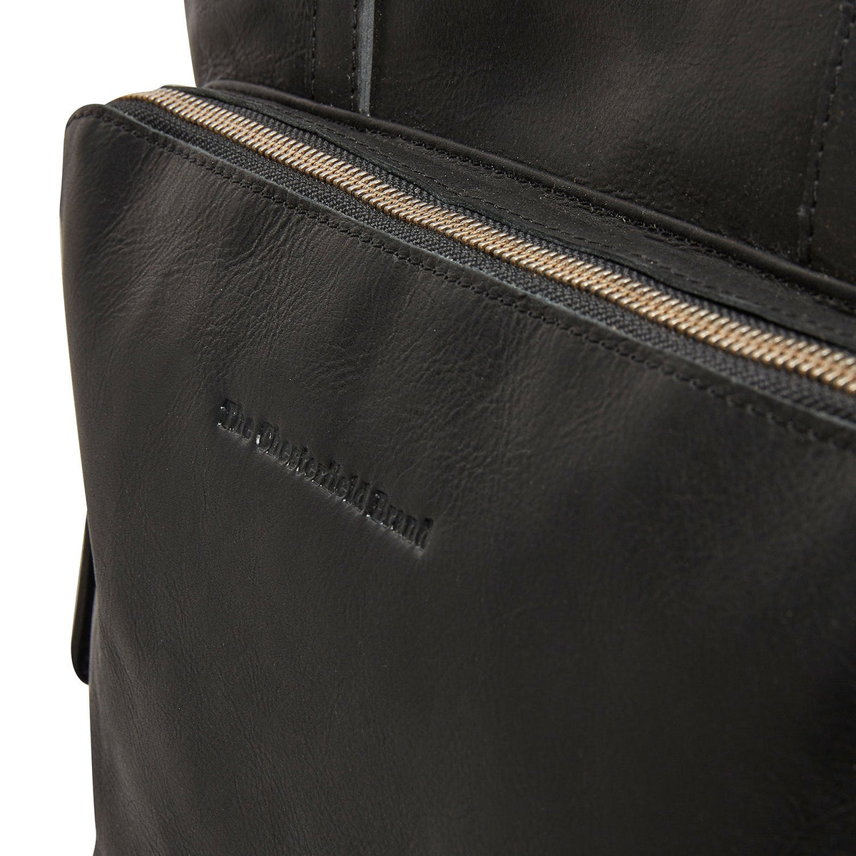 
Solid Antique Brass Hardware & Heavy-Duty Dual Zipper Detail on Alicante Fullnarvsläder Shopper för Dam