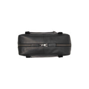Solid Antique Brass Hardware &amp; Heavy-Duty Dual Zipper Detail on Fenno Full-Grain Leather Shoulder Bag för Dam