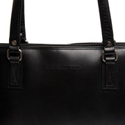 
Classic 100% Full-Grain leather Bag - Bakifrån med förstärkta läderremmar och sömmar