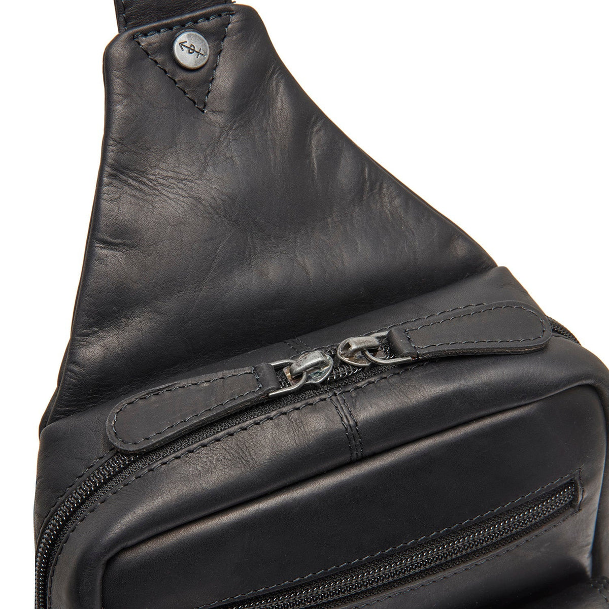 Solid Antique Brass Hardware &amp; Heavy-Duty Dual Zipper Detail on Leather Sling Bag Turelle för Dam