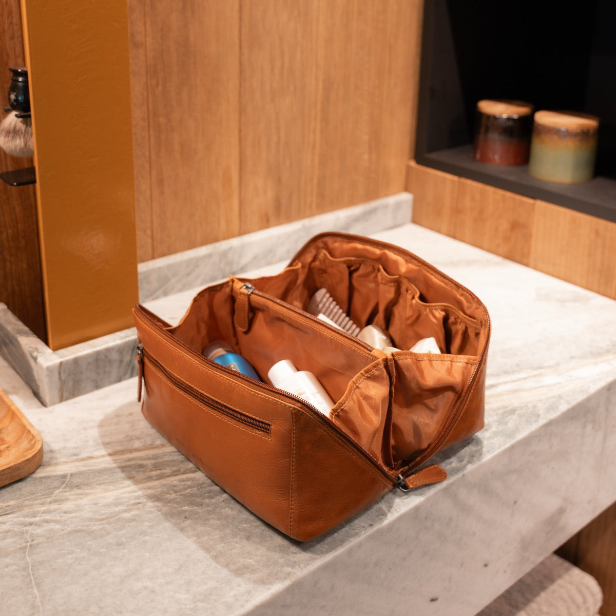 Elmia Full-Grain Leather Toiletry Bag för Dam – alternate product view 2
