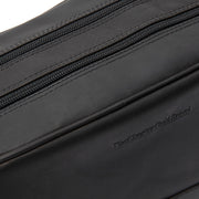 Tailored Rib Cuffs &amp; Hem Craftsmanship Construction Detail on Stacey Full-Grain Leather Toiletry Bag för Dam