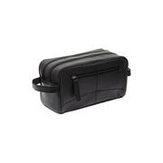 Styled Fit Perspective of Stacey Full-Grain Leather Toiletry Bag för Dam on Model - Natural Daylight Drape
