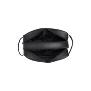 Tailored Rib Cuffs &amp; Hem Craftsmanship Construction Detail on Stefan Full-Grain Leather Toiletry Bag för Dam
