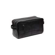Styled Fit Perspective of Stefan Full-Grain Leather Toiletry Bag för Dam on Model - Natural Daylight Drape