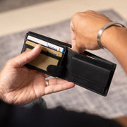 Marvin Full-Grain Leather Wallet för Herr - Structured Side Profile Showing Gusset Depth &amp; Expansion Capacity