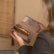 Valetta Full-Grain Leather Wallet för Dam – alternate product view 3