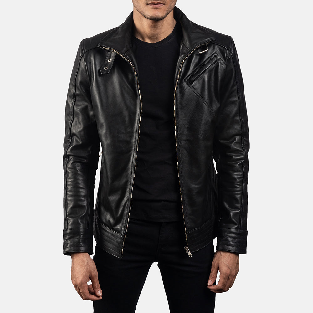 Men's Legacy Svart Bikerjacka i Läder för Herr in Black Cowhide Leather - Front Profile View &amp; Tailored Silhouette | Buy Online