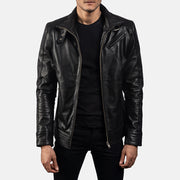 Men's Legacy Svart Bikerjacka i Läder för Herr in Black Cowhide Leather - Front Profile View &amp; Tailored Silhouette | Buy Online