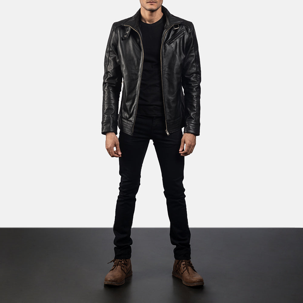 Men's Legacy Svart Bikerjacka i Läder för Herr - Lateral Side Profile View Showing Sleeve Cut &amp; Athletic Taper Fit