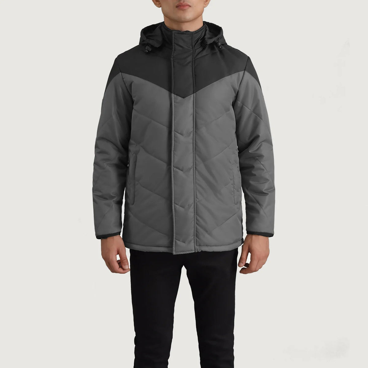 
Närbildsdetalj of Classic Collar & Zipper With Velcro Placket Hardware on Luka Svart & Grey Hooded Puffer Läderjacka för Herr