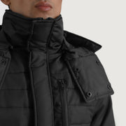 
Insida Showing Quilted Viscose Lining & Två funktionella innerfickor