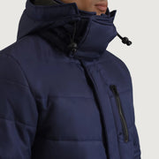 
Insida Showing Quilted Viscose Lining & Två funktionella innerfickor