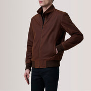 Morrison Brun Canvas Bomberjacka i Läder för Herr For Men - Lateral Side Profile View Showing Sleeve Cut &amp; Athletic Taper Fit
