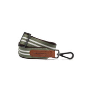 Green Shoulder Strap för Dam in Green 100% Full-Grain Leather - Front Profile View &amp; Tailored Silhouette | Buy Online