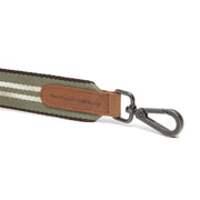 Green Shoulder Strap för Dam - Lateral Side Profile View Showing Sleeve Cut &amp; Athletic Taper Fit