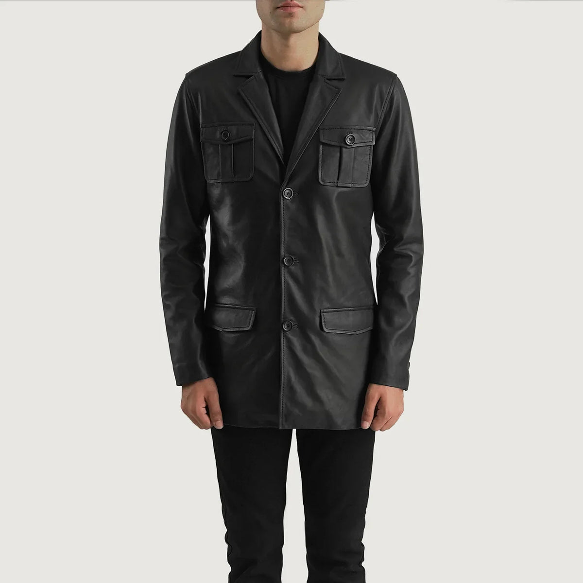 
Närbildsdetalj of Band & Button Hardware on Ray Cutler Black Leather Blazer