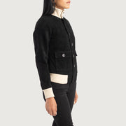 
Black Goatskin Suede Bomber Jacket - Bakifrån med perfekt axelpassform och ren fåll