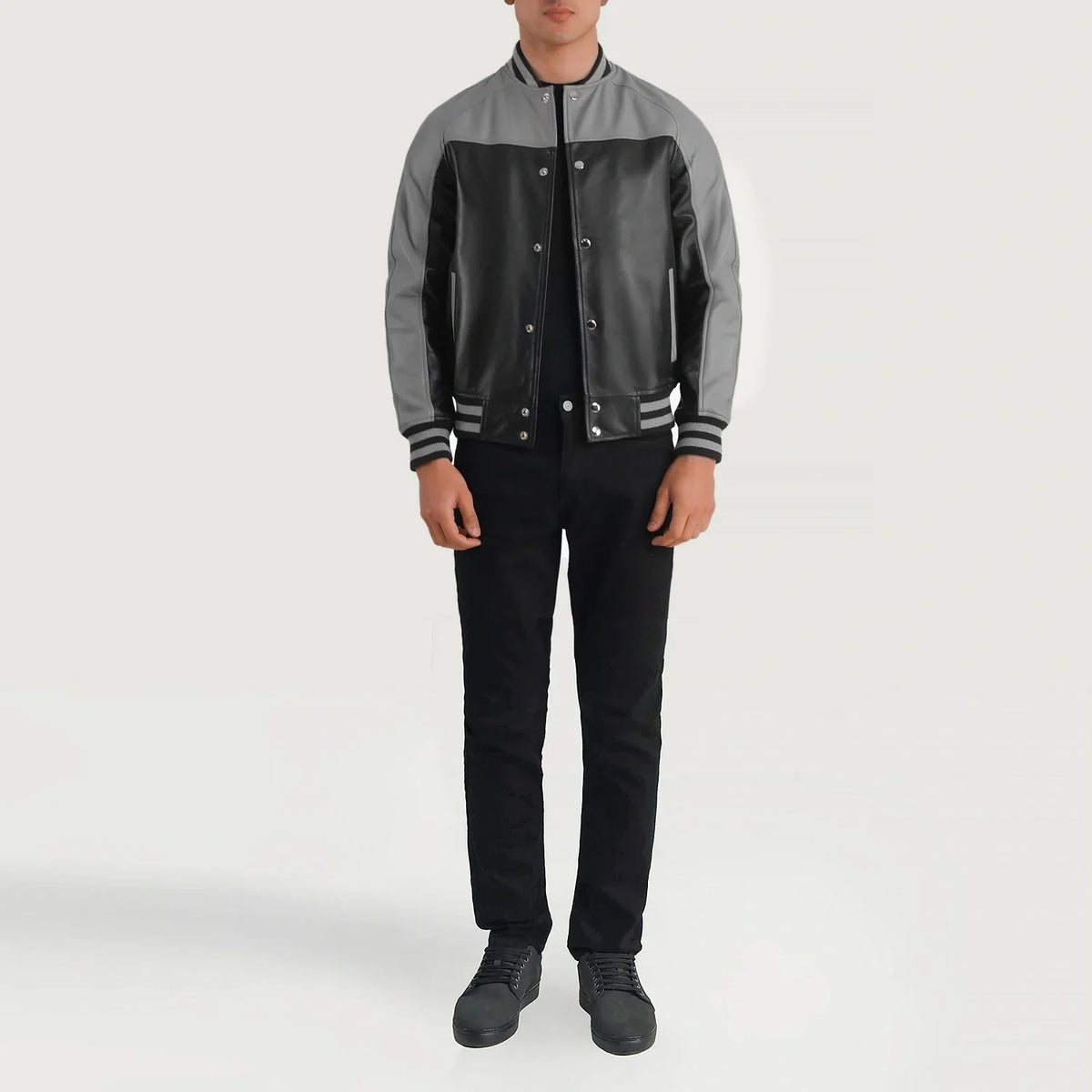 
Terrance Black & Red Leather Varsity Jacket - Sidoprofil som visar ärmskärning