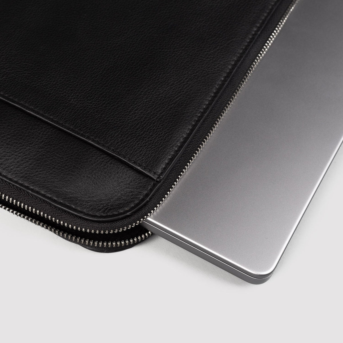 
The Baxter Leather Laptop Sleeve för Dam för Dam – alternate product view 4
