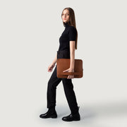 
The Baxter Leather Laptop Sleeve för Dam för Dam – alternate product view 9