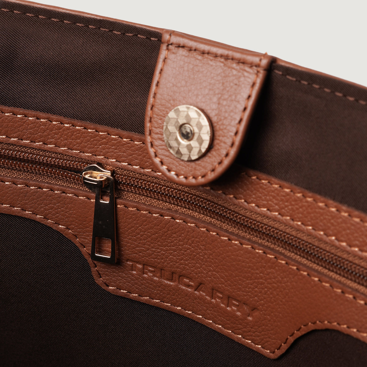 
The Bianca Tygkasse i läder – alternate product view 8