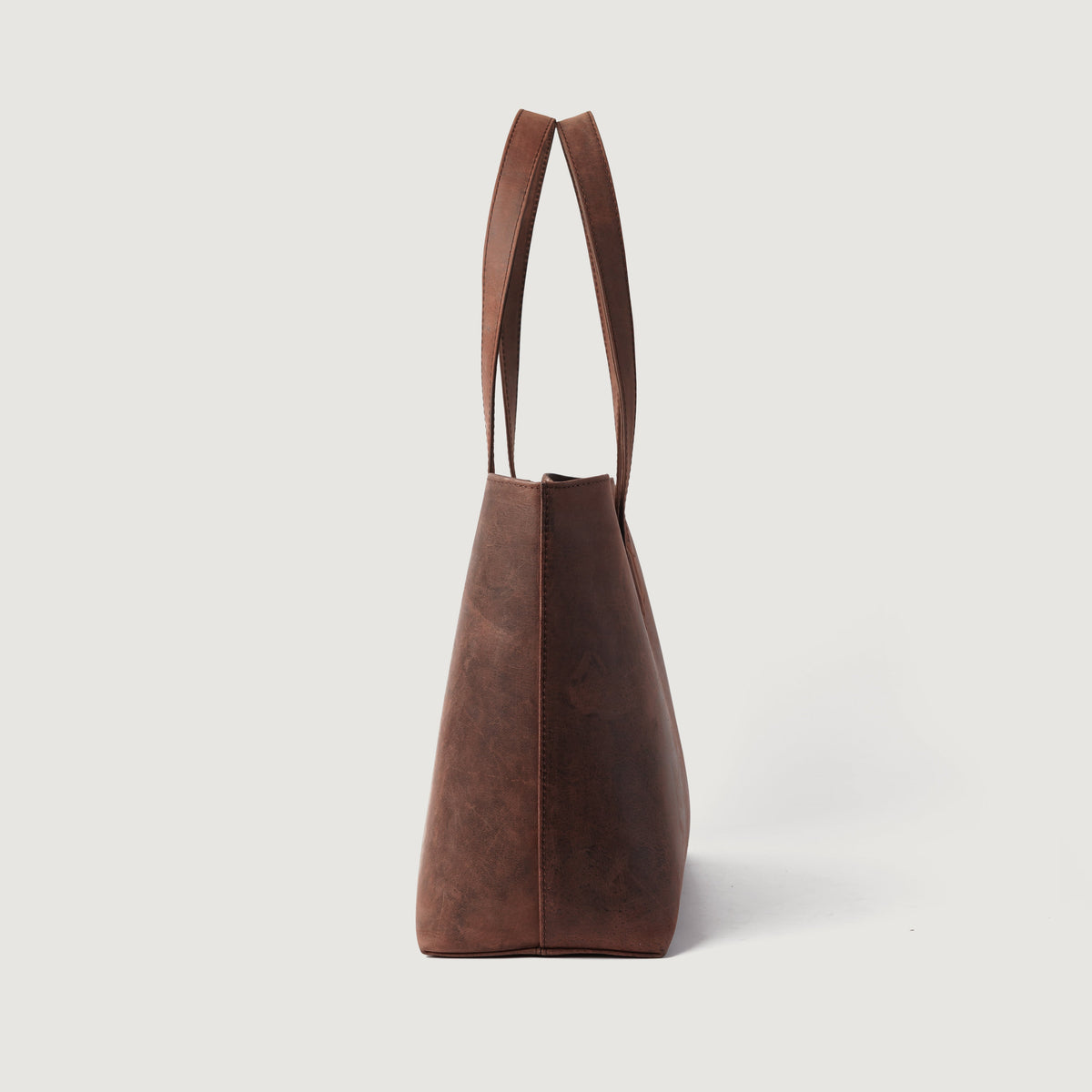 
Insida Showing Dedicated Padded Laptop Sleeve & Multi-Compartment Organization