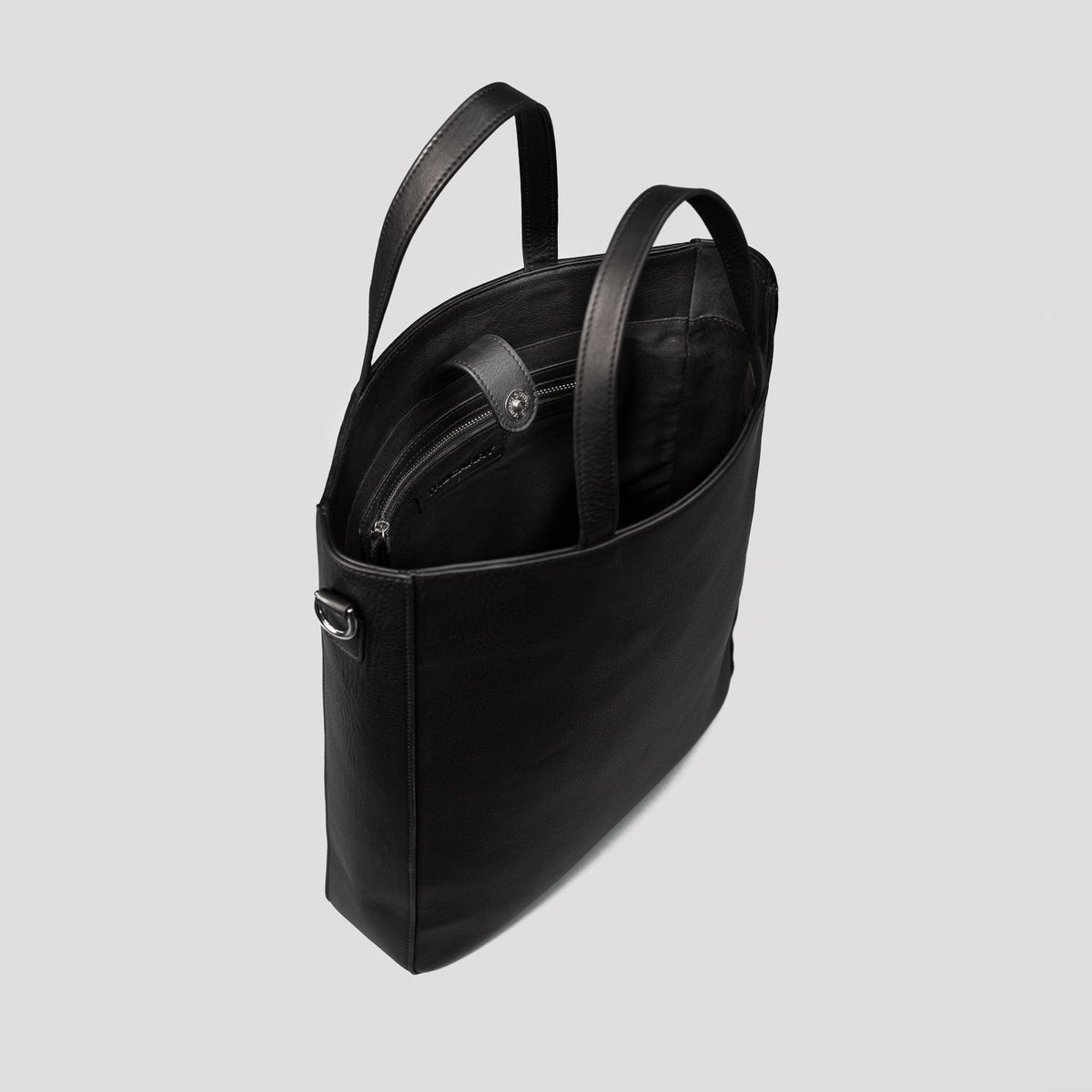 
The Poet Tygkasse i läder – alternate product view 4