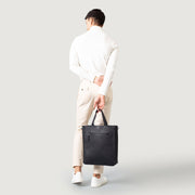 
The Poet Tygkasse i läder – alternate product view 9