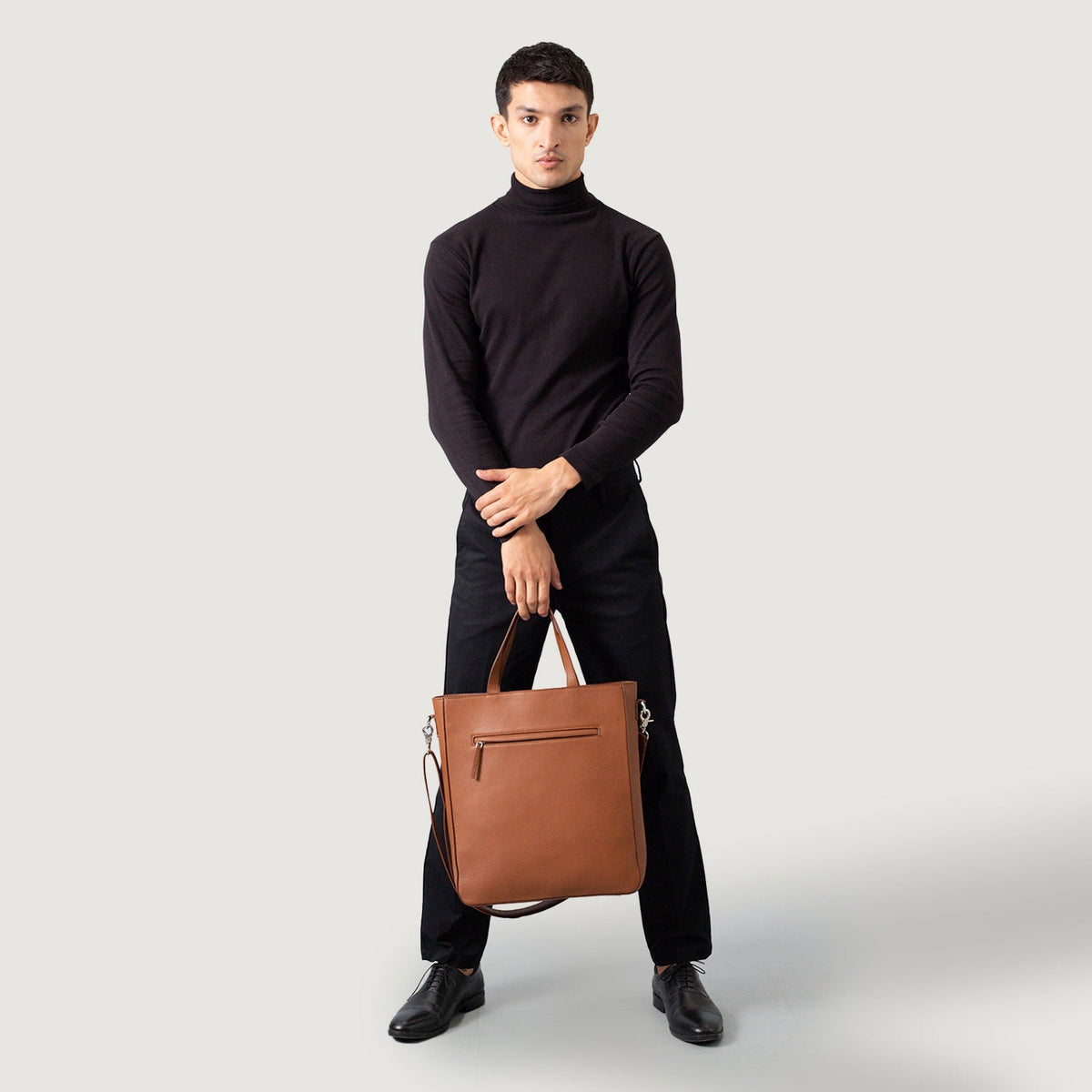 
The Poet Tygkasse i läder – alternate product view 2