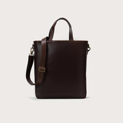 
The Poet Vintage Brown Leather Tote Bag For Men & Women in Vintage Brown Full-Grain Leather - Full Exterior Framifrån med skräddarsydd silhuett | Handla online