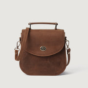 
The Sandra Vintage Ljusbrun Leather Saddle Bag For Women in Tan Full Grain Naturally Milled Cowhide Leather. - Full Exterior Framifrån med skräddarsydd silhuett | Handla online